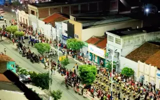 Semana Cívica reúne milhares de pessoas e encerra sete dias de desfiles em Serra Branca