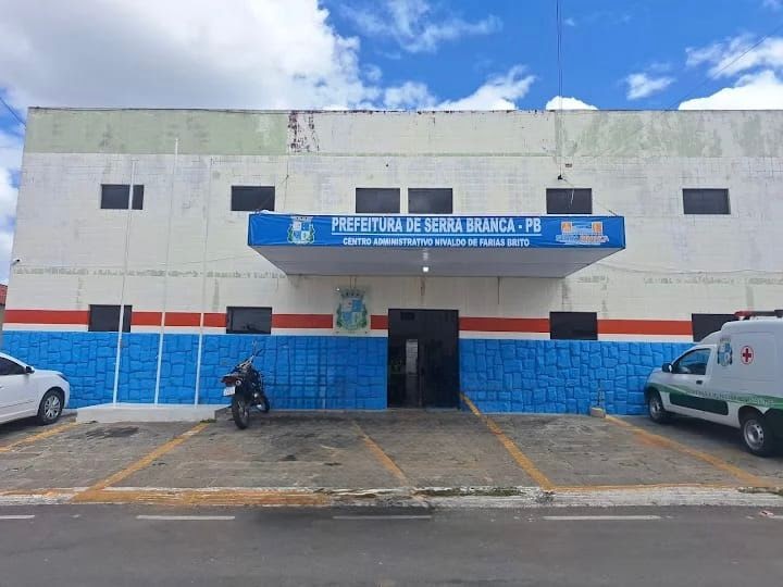 Prefeitura de Serra Branca realiza pagamento dos servidores referente ao mês de agosto